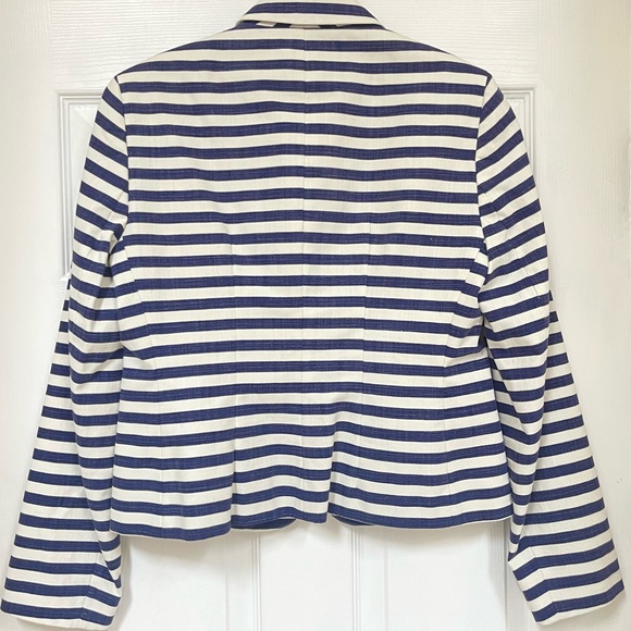 ⭐️Sharagano navy blue and off-white striped blazer - Picture 9 of 11